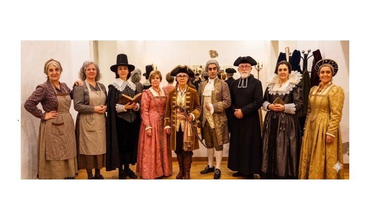 Rutas Teatralizadas Por La Casa De Las Columnas