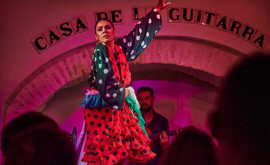 Espectáculo flamenco en la Casa de la Guitarra