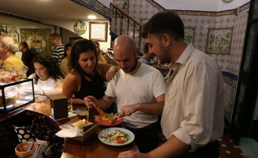 Tour por Triana + Espectáculo flamenco y tapas