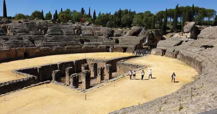 Visita guiada a las ruinas de Itálica