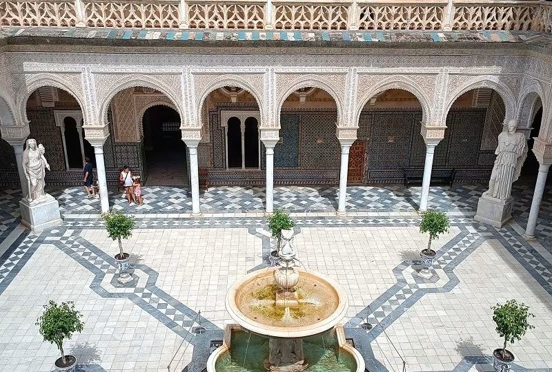 Visita guiada a la Casa de Pilatos en Sevilla
