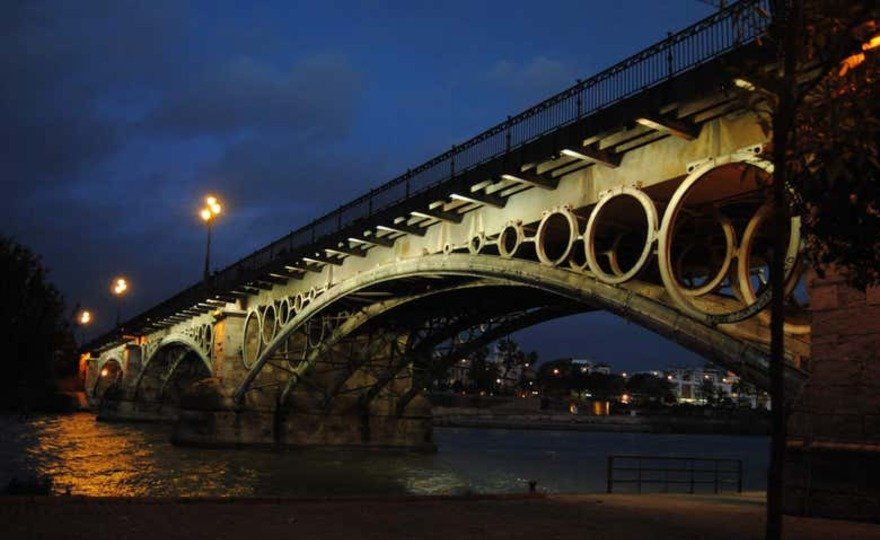 Tour de misterios y leyendas de Triana