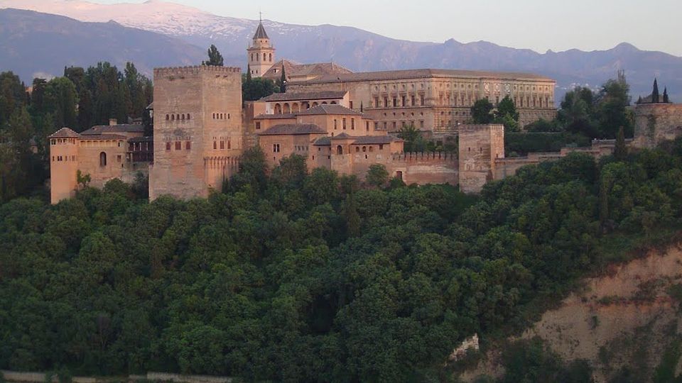 Entrada Adulto (+12 años) Alhambra desde Sevilla_pzmqmiuiuibke