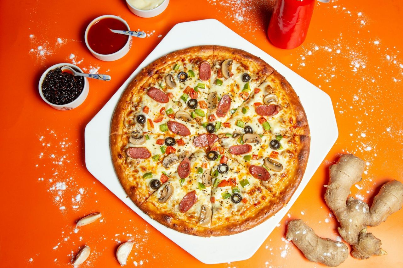 Pizza italiana. Foto: <a href="https://unsplash.com/@shouravsheikh?utm_source=Hoy%20Apps&utm_medium=referral" target="_blank" rel="noopener">Shourav Sheikh</a> (<a href="https://unsplash.com/photos/pizza-with-sausage-and-mushrooms-a66sGfOnnqQ?utm_source=Hoy%20Apps&utm_medium=referral" target="_blank" rel="noopener">Unsplash</a>)