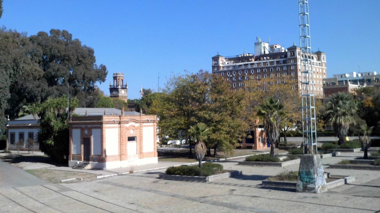 Visitas en fin de semana al museo y puerto de Sevilla: una forma distinta de mirar la ciudad