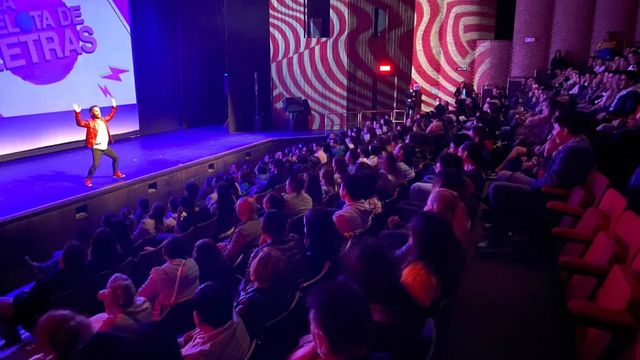 Andrés López vuelve a la comedia con La pelota de letras en Sevilla