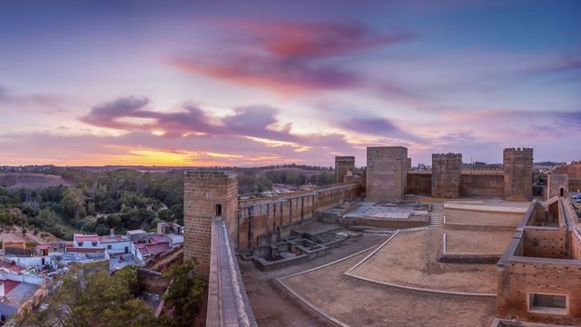 Teatro adulto en el Castillo: las últimas funciones de julio para cerrar Noctaíra con buen pulso